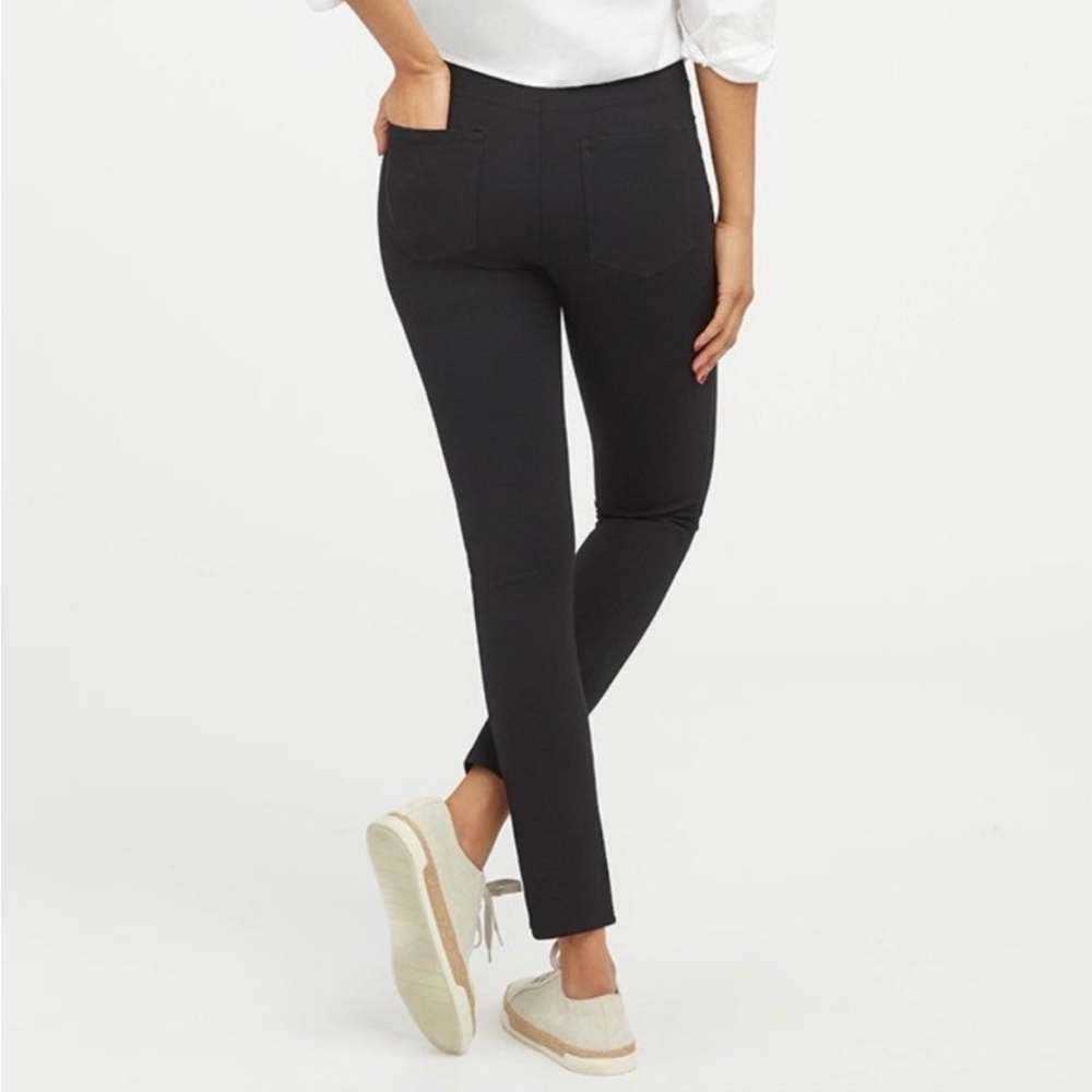 SPANX Black Pocket Leggings Size Small